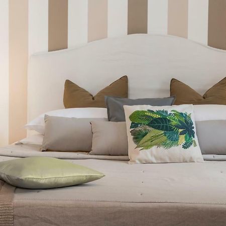 New! Spanish Step Design Apartment ローマ エクステリア 写真