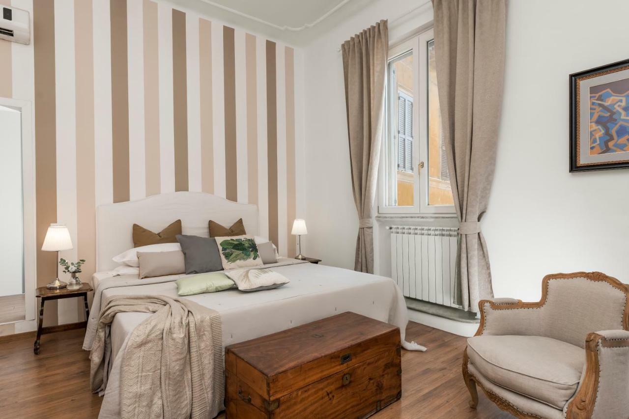 New! Spanish Step Design Apartment ローマ エクステリア 写真