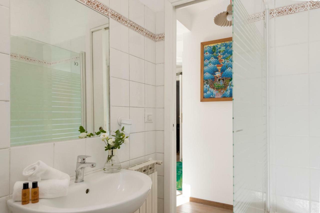 New! Spanish Step Design Apartment ローマ エクステリア 写真