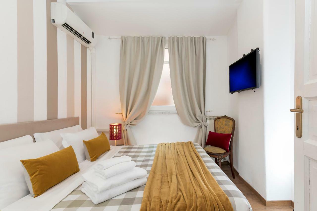 New! Spanish Step Design Apartment ローマ エクステリア 写真