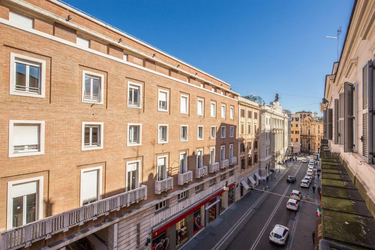New! Spanish Step Design Apartment ローマ エクステリア 写真